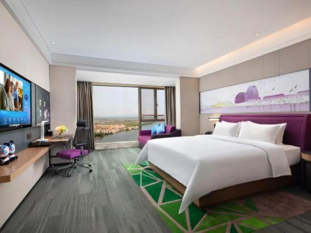 Bed in Hampton by Hilton Zhuhai Doumen