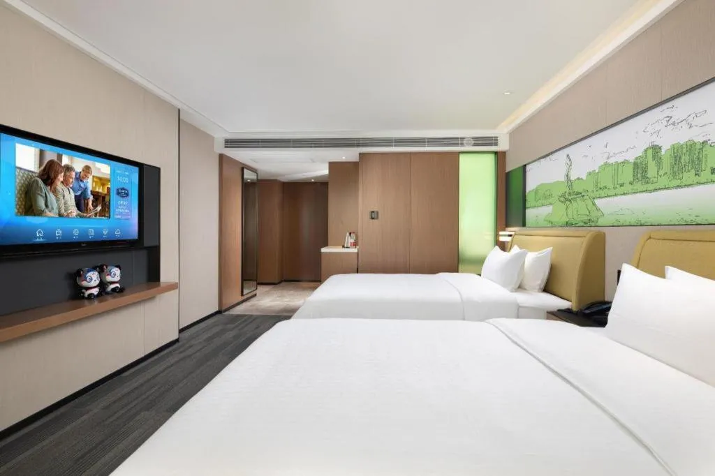 Bed in Hampton by Hilton Zhuhai Doumen