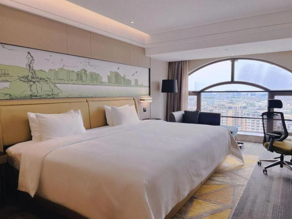 Bed in Hampton by Hilton Zhuhai Doumen