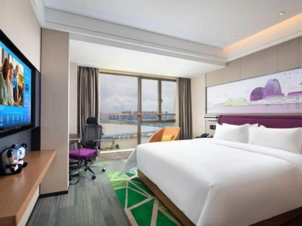 Bed in Hampton by Hilton Zhuhai Doumen