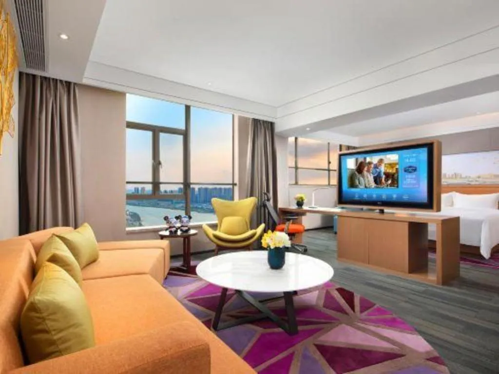 Bed in Hampton by Hilton Zhuhai Doumen