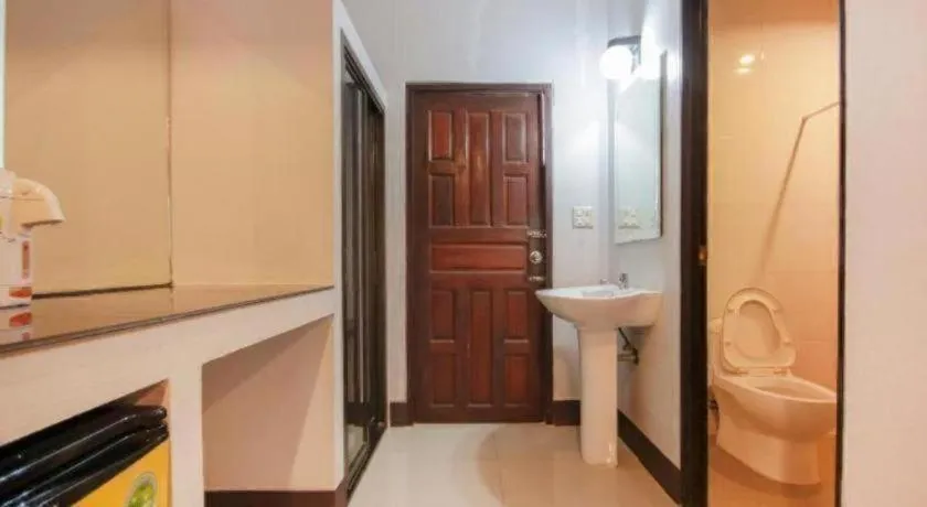 OYO 75310 Canalis Resort