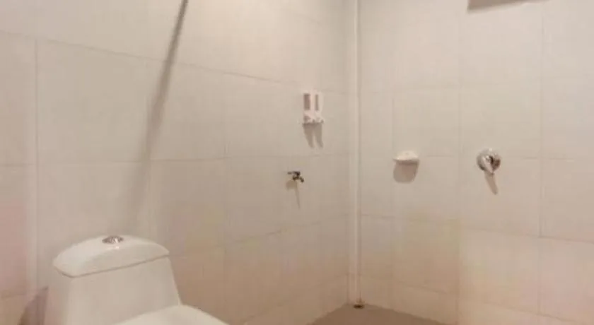 OYO 75310 Canalis Resort