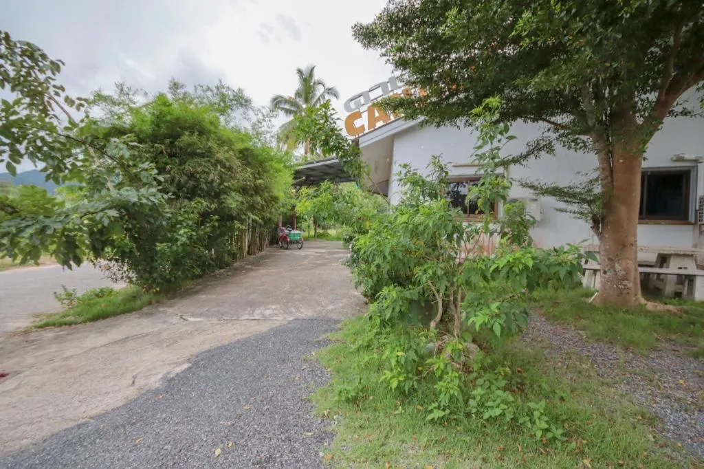 OYO 75310 Canalis Resort