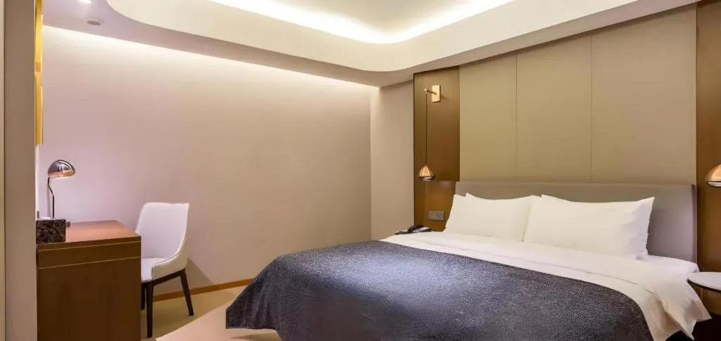 Bed in Yitel Collection Beijing Capital Airport New International Exhibition