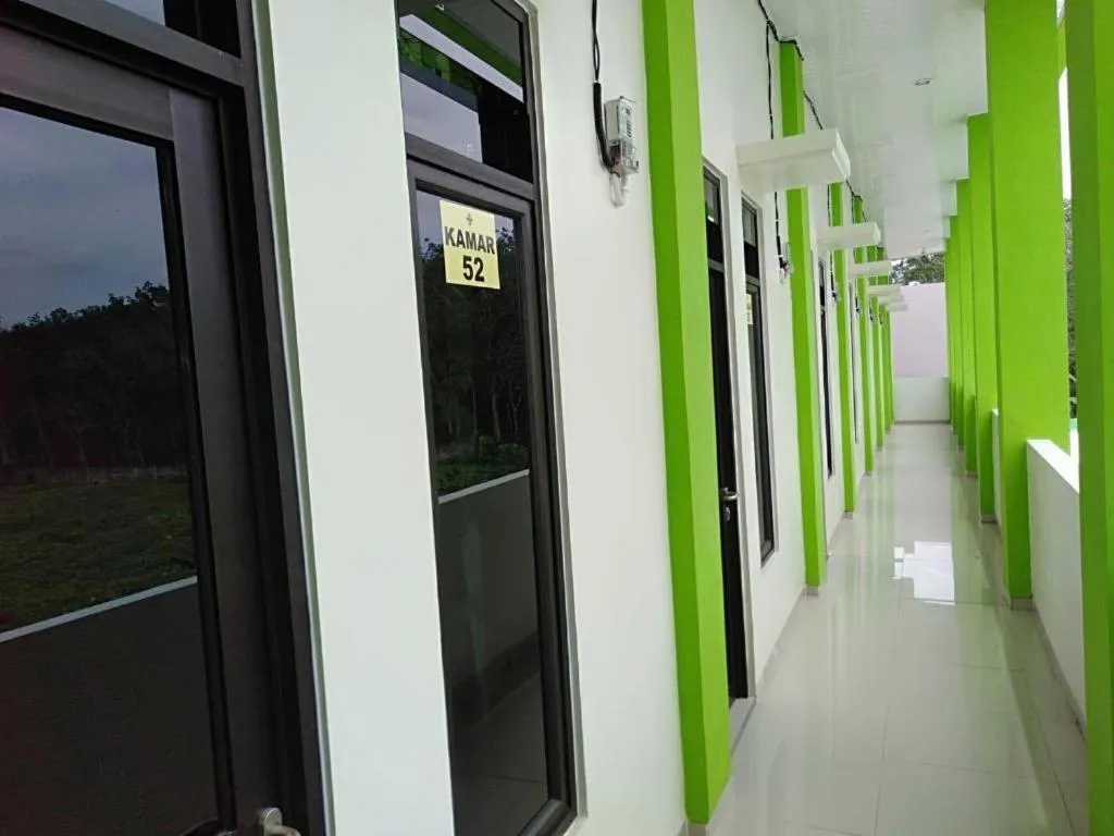 OYO 90930 Wisma Hana Hani