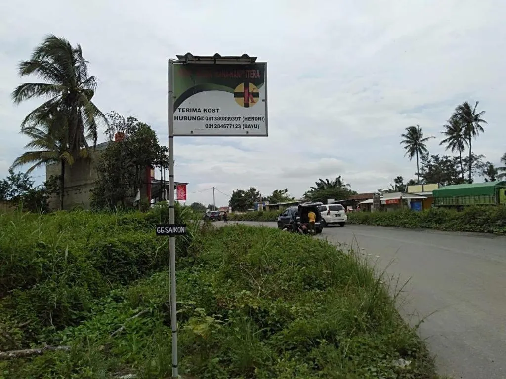 OYO 90930 Wisma Hana Hani