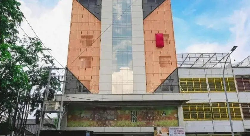 NIVIA HOTEL NIVIA HOTEL