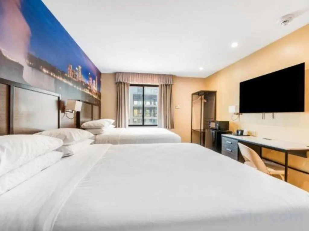 Bed in Americas Best Value Inn & Suites Los Angeles Downtown SW