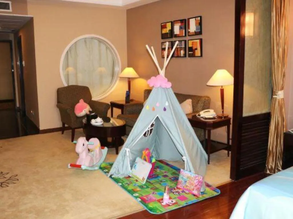 Bed in Qingdao Blue Horizon Hotel Laoshan