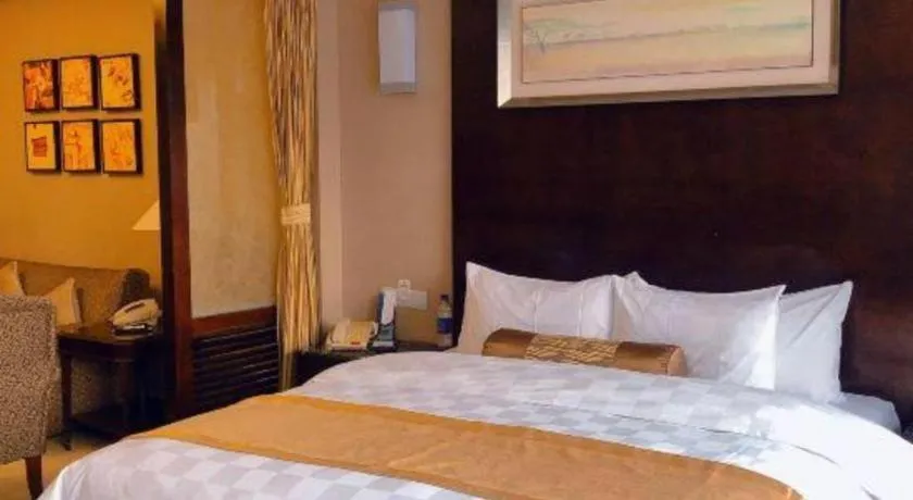 Bed in Qingdao Blue Horizon Hotel Laoshan