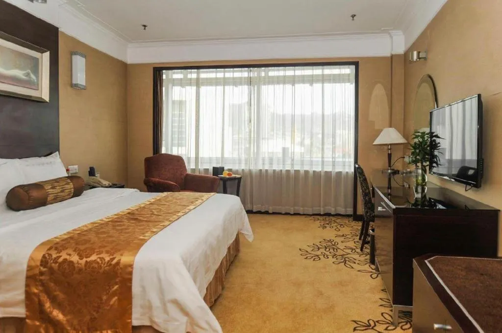 Bed in Qingdao Blue Horizon Hotel Laoshan