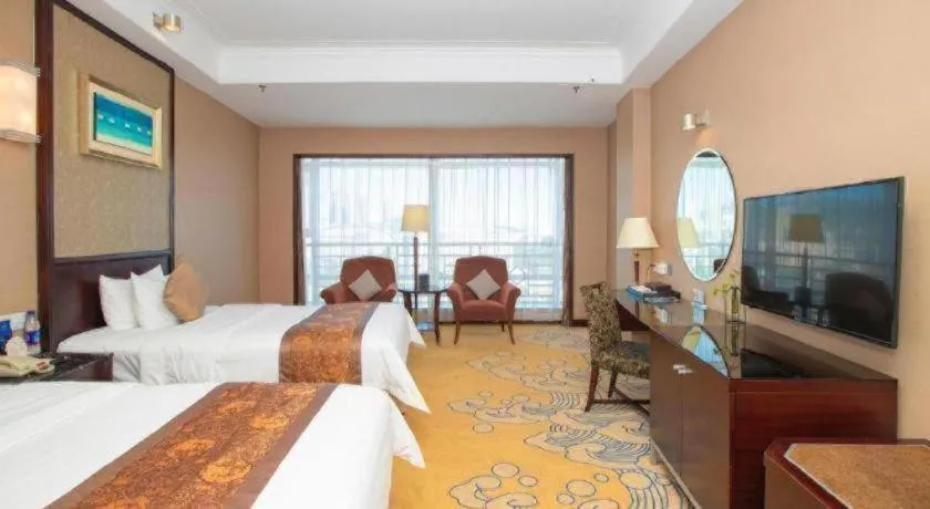 Bed in Qingdao Blue Horizon Hotel Laoshan