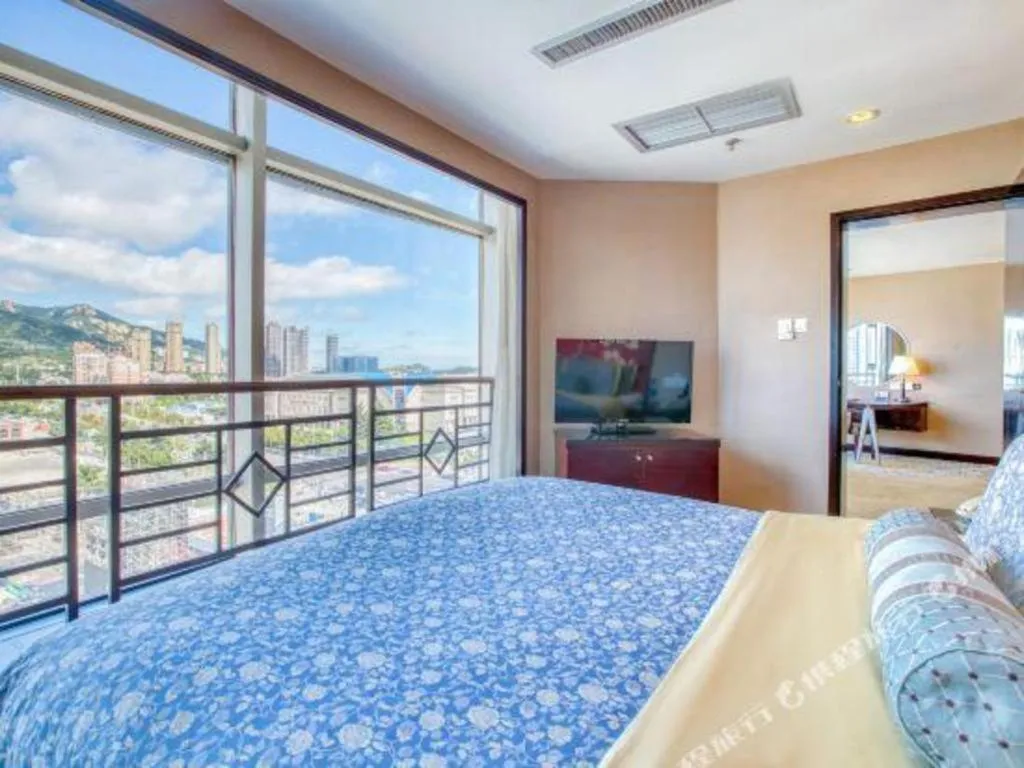 Bed in Qingdao Blue Horizon Hotel Laoshan