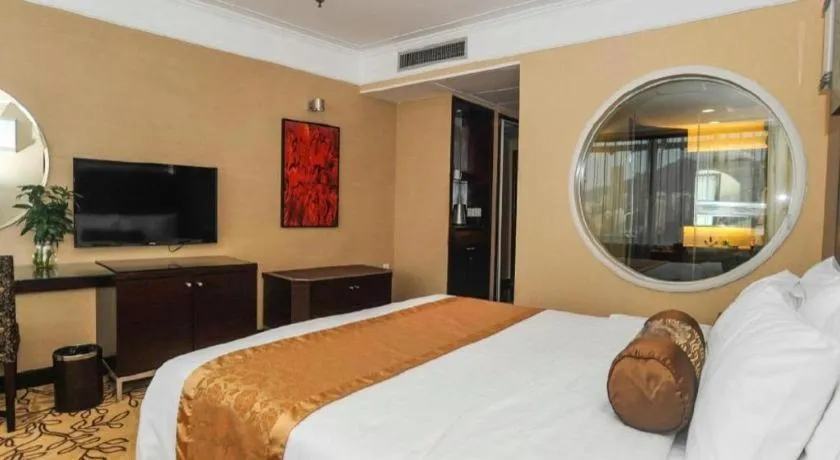 Bed in Qingdao Blue Horizon Hotel Laoshan