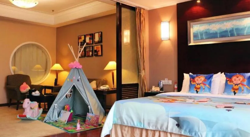 Bed in Qingdao Blue Horizon Hotel Laoshan