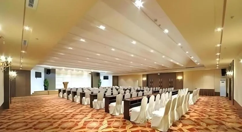 Holiday Inn Hotel & Suites Jiaxing Hangzhou Bay By IHG