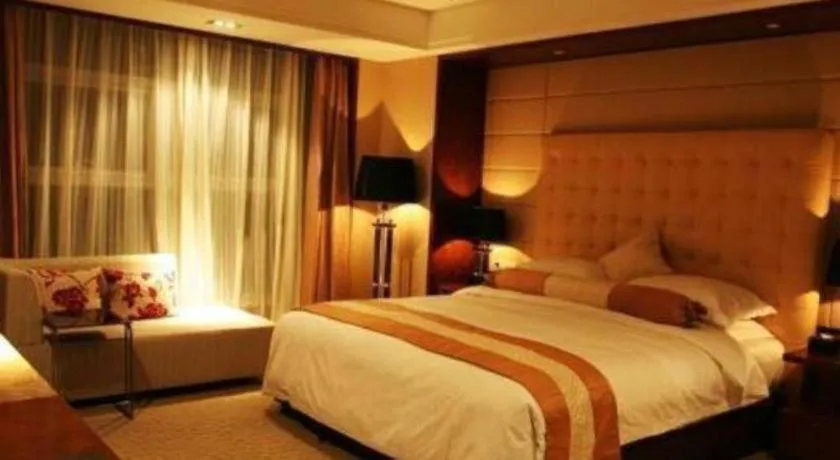 Bed in Holiday Inn Hotel & Suites Jiaxing Hangzhou Bay By IHG