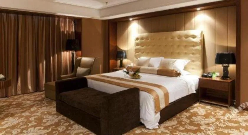 Bed in Holiday Inn Hotel & Suites Jiaxing Hangzhou Bay By IHG
