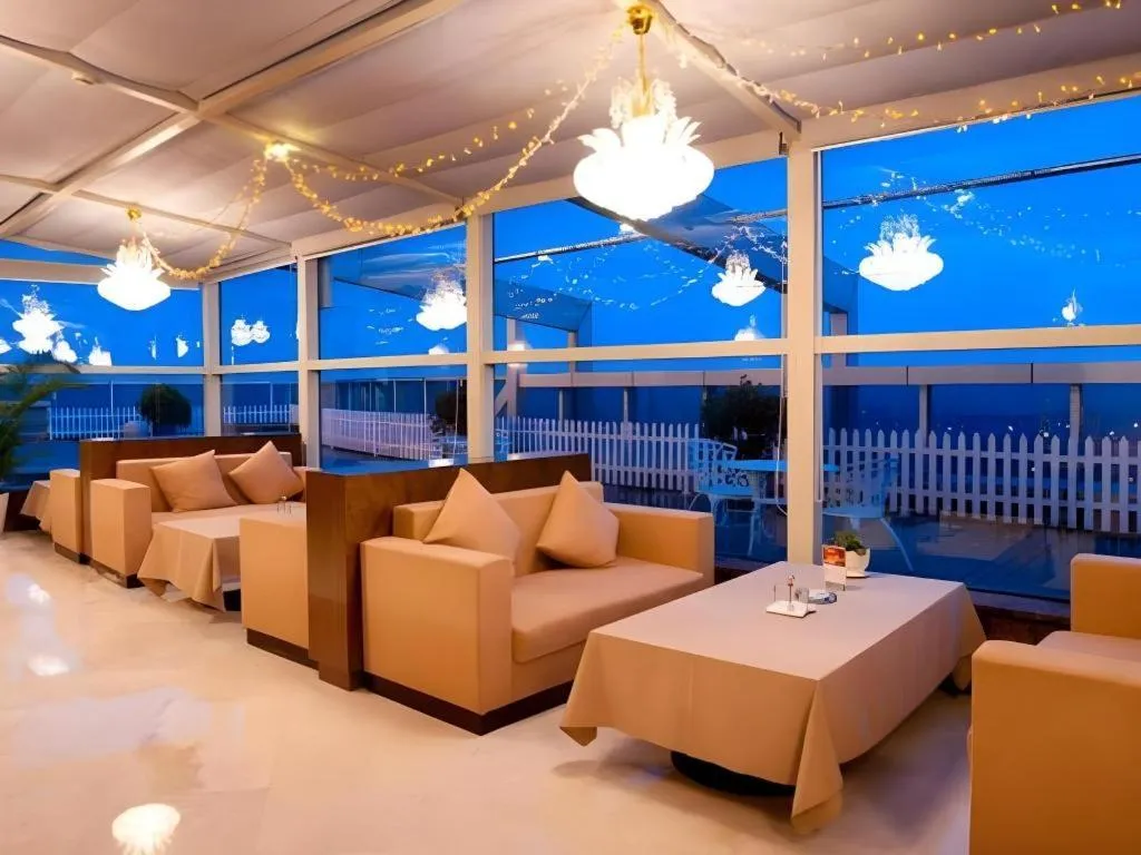 Holiday Inn Hotel & Suites Jiaxing Hangzhou Bay By IHG