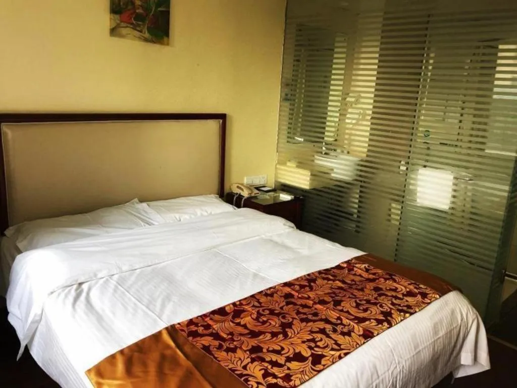 Bed in GreenTree Inn Xuzhou South Minzhu Road