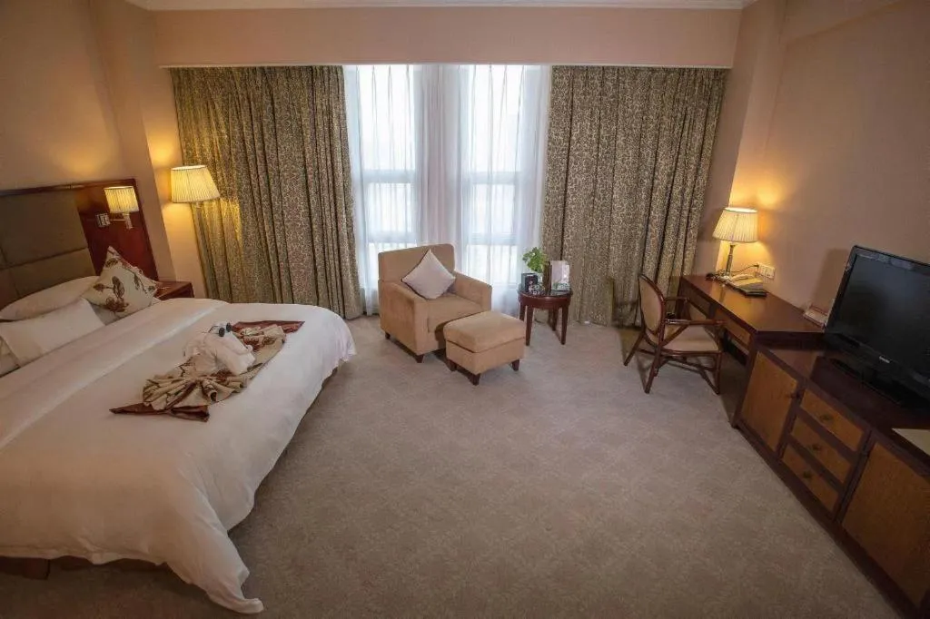 Bed in Dolton Changsha Spa Hotel