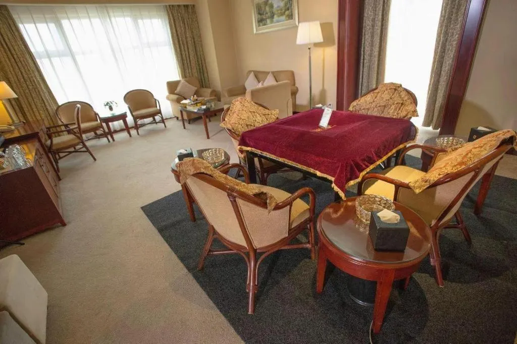 Bed in Dolton Changsha Spa Hotel