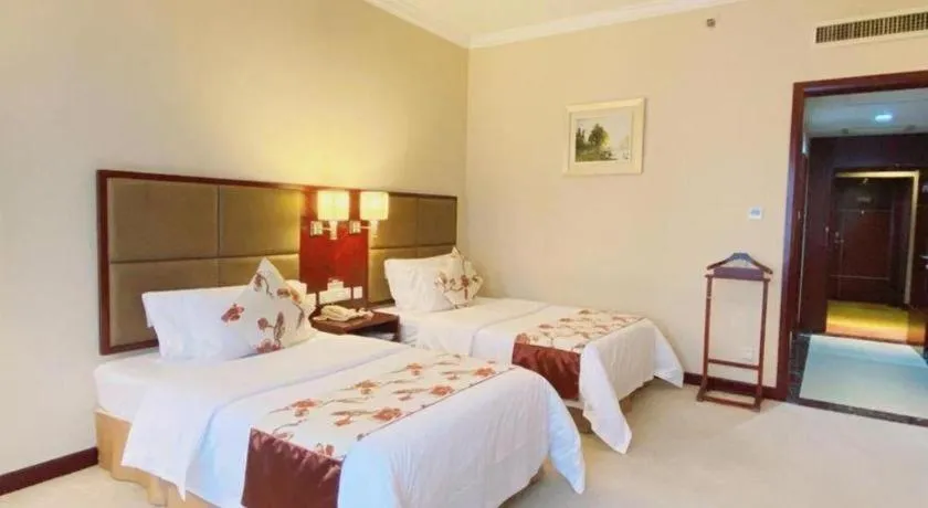 Bed in Dolton Changsha Spa Hotel