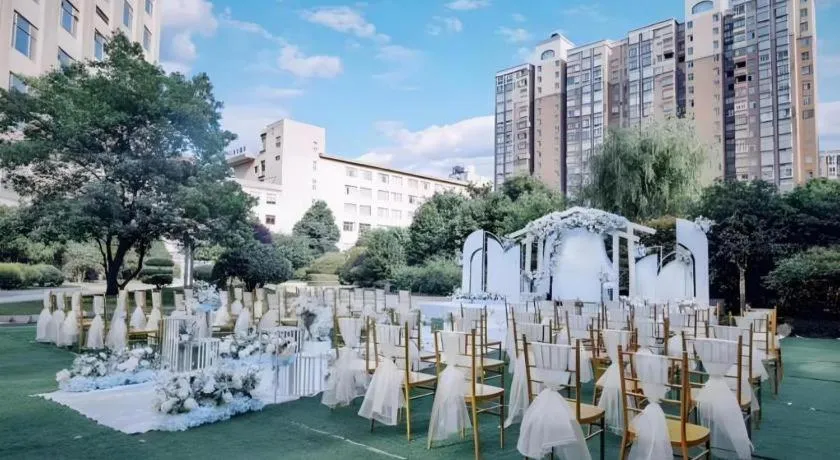 Dolton Changsha Spa Hotel