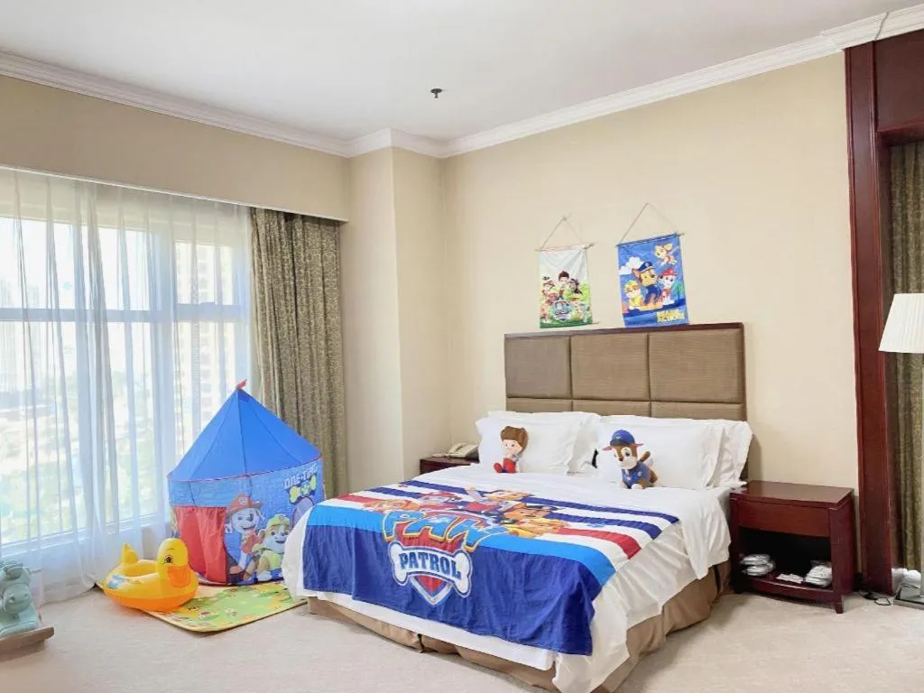 Bed in Dolton Changsha Spa Hotel