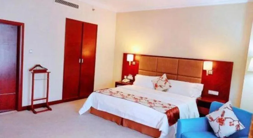 Bed in Dolton Changsha Spa Hotel