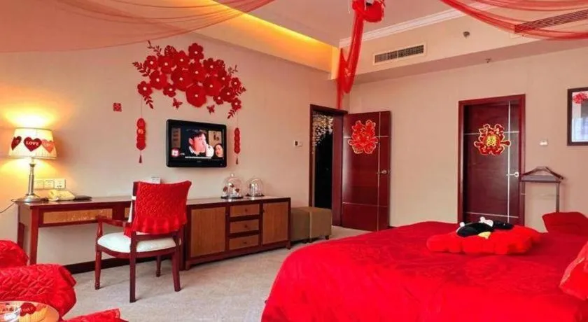 Bed in Dolton Changsha Spa Hotel