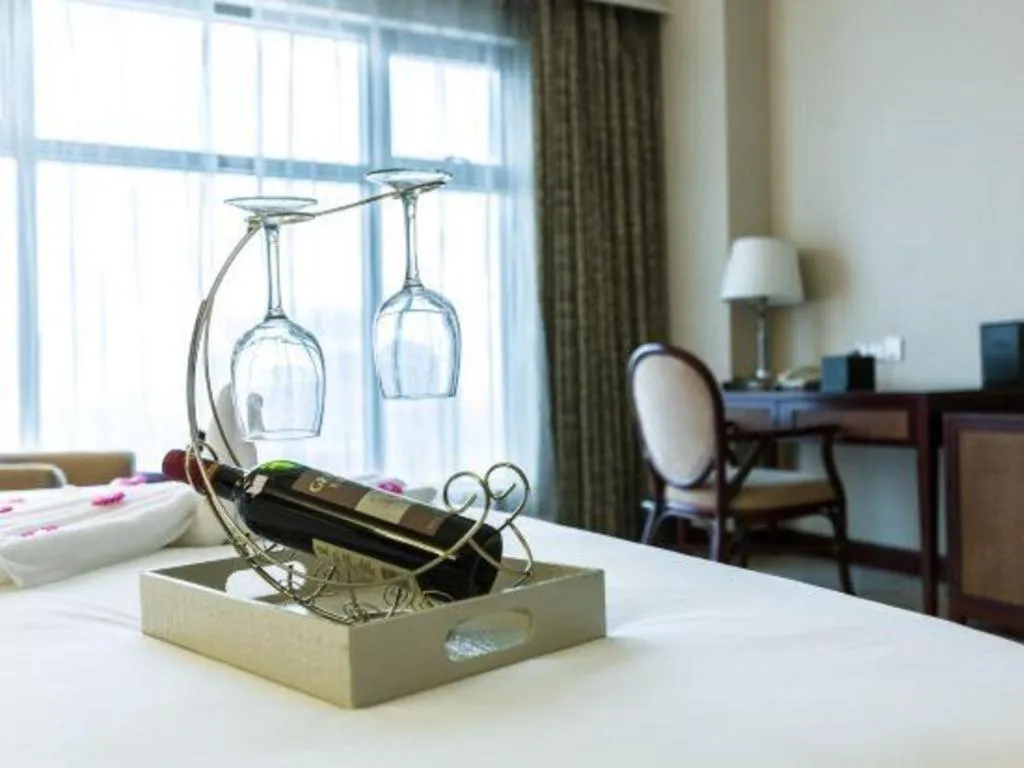 Bed in Dolton Changsha Spa Hotel