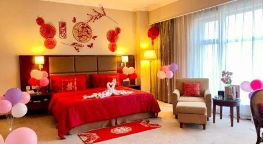 Bed in Dolton Changsha Spa Hotel