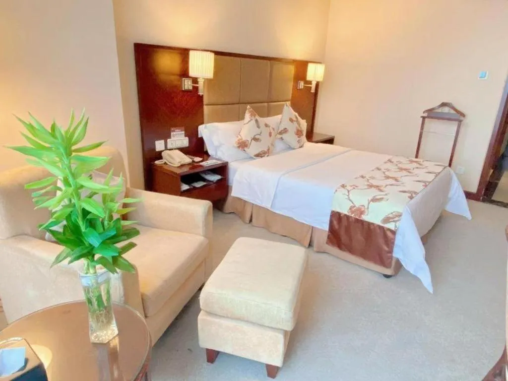 Bed in Dolton Changsha Spa Hotel