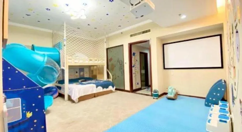 Bed in Dolton Changsha Spa Hotel