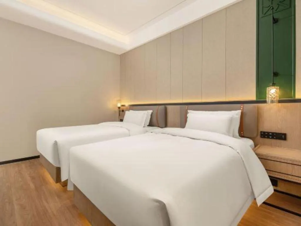 Bed in Tianrun International Hotel