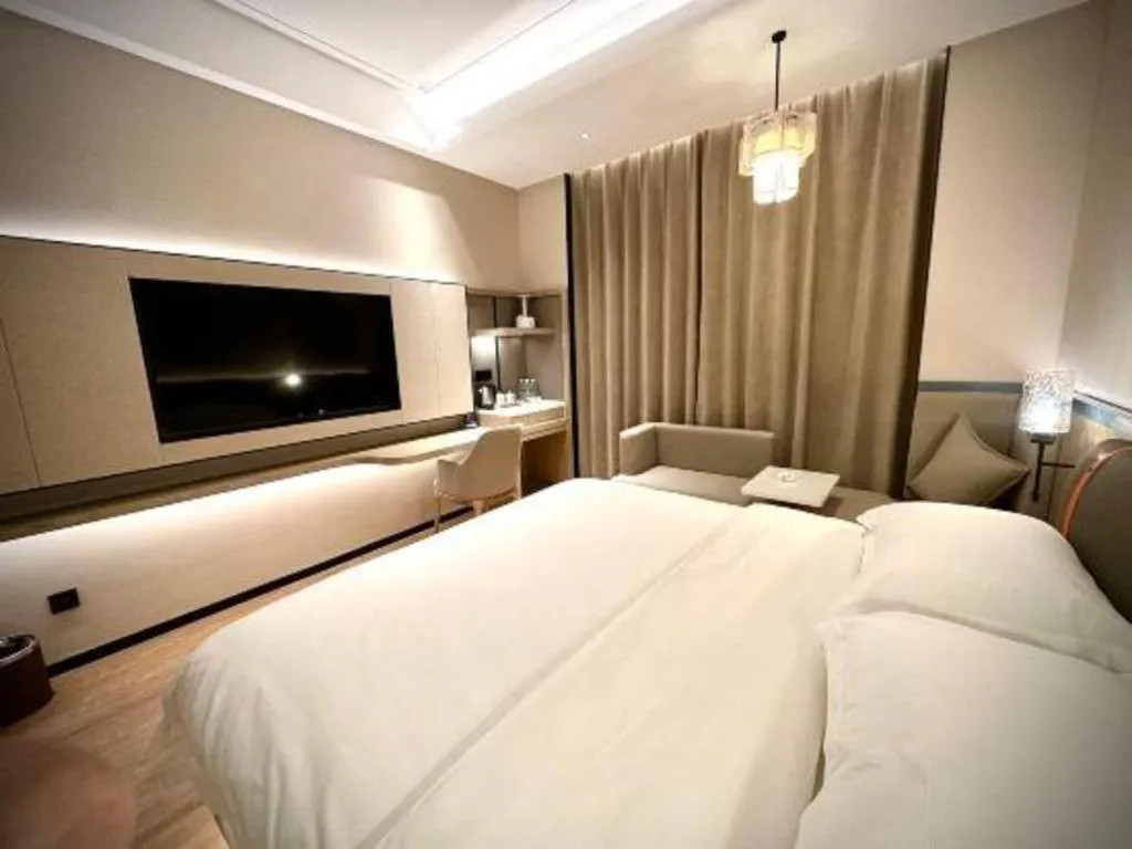 Bed in Tianrun International Hotel