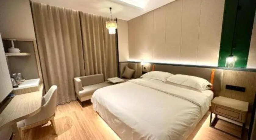 Bed in Tianrun International Hotel