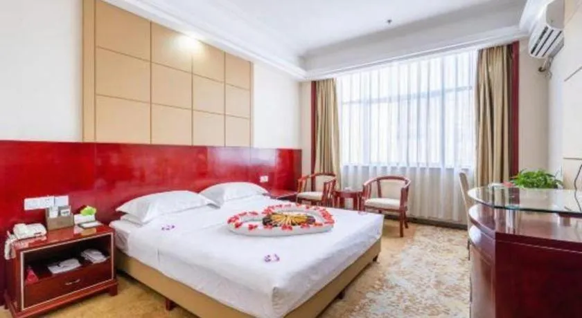 Bed in Tianrun International Hotel