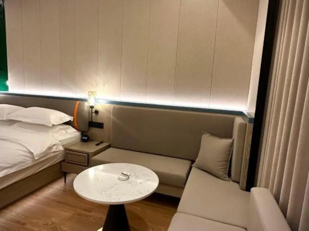 Bed in Tianrun International Hotel