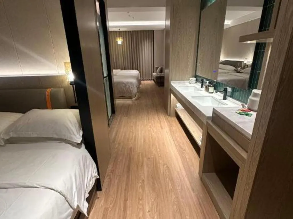 Bed in Tianrun International Hotel