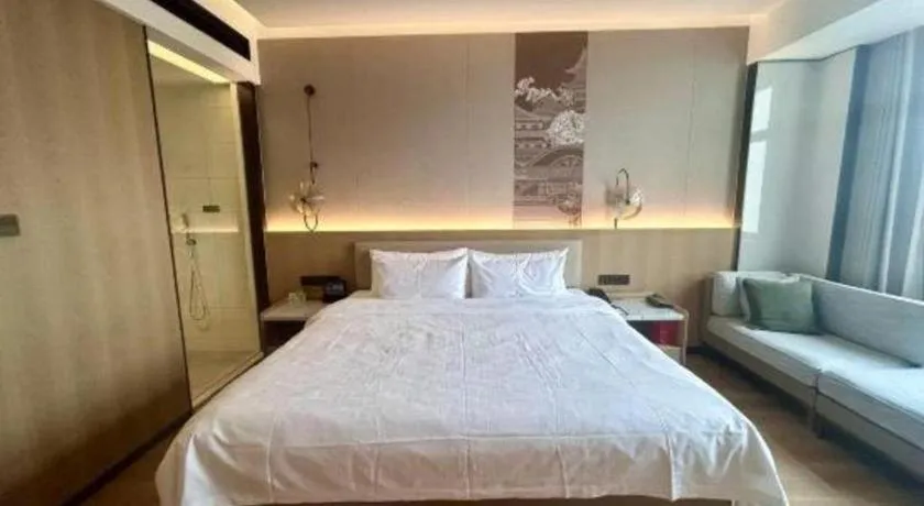 Bed in Zhangjiagang Jiangnan Garden Hotel