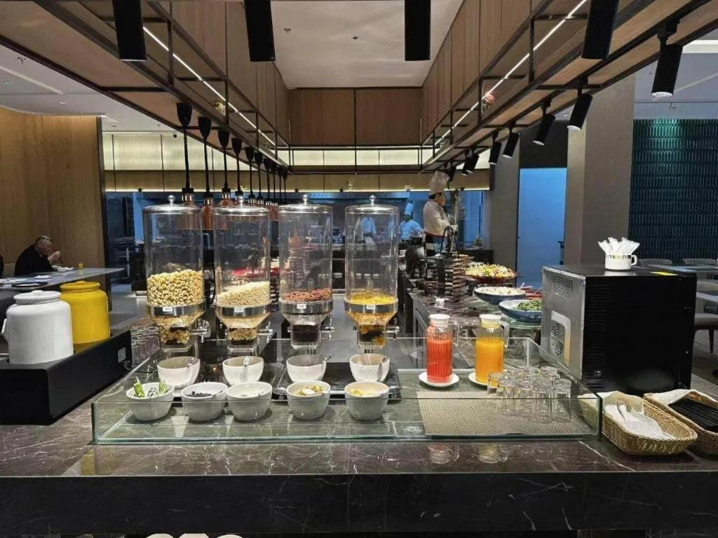 Zhangjiagang Jiangnan Garden Hotel