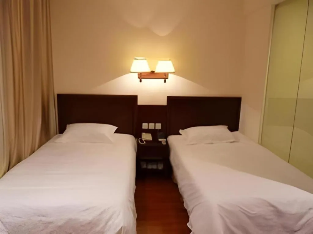 Bed in GreenTree Inn Zibo Renmin Park