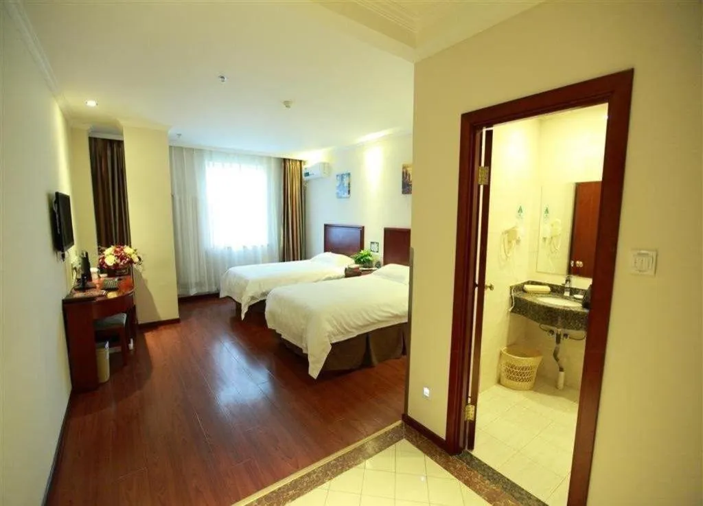 Bed in GreenTree Inn Beijing Miyun Changcheng Huandao Express Hotel