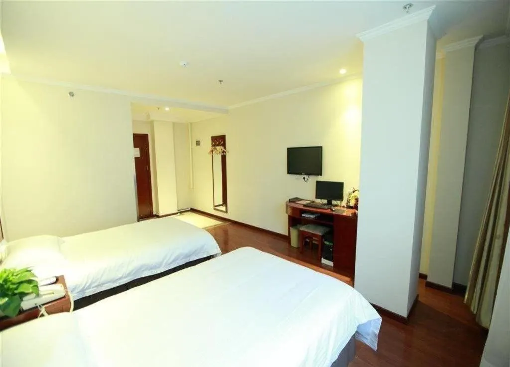 Bed in GreenTree Inn Beijing Miyun Changcheng Huandao Express Hotel