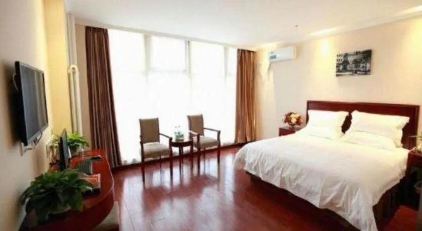 Bed in GreenTree Inn Beijing Miyun Changcheng Huandao Express Hotel