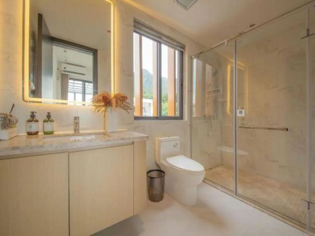 Island Skylight Resort