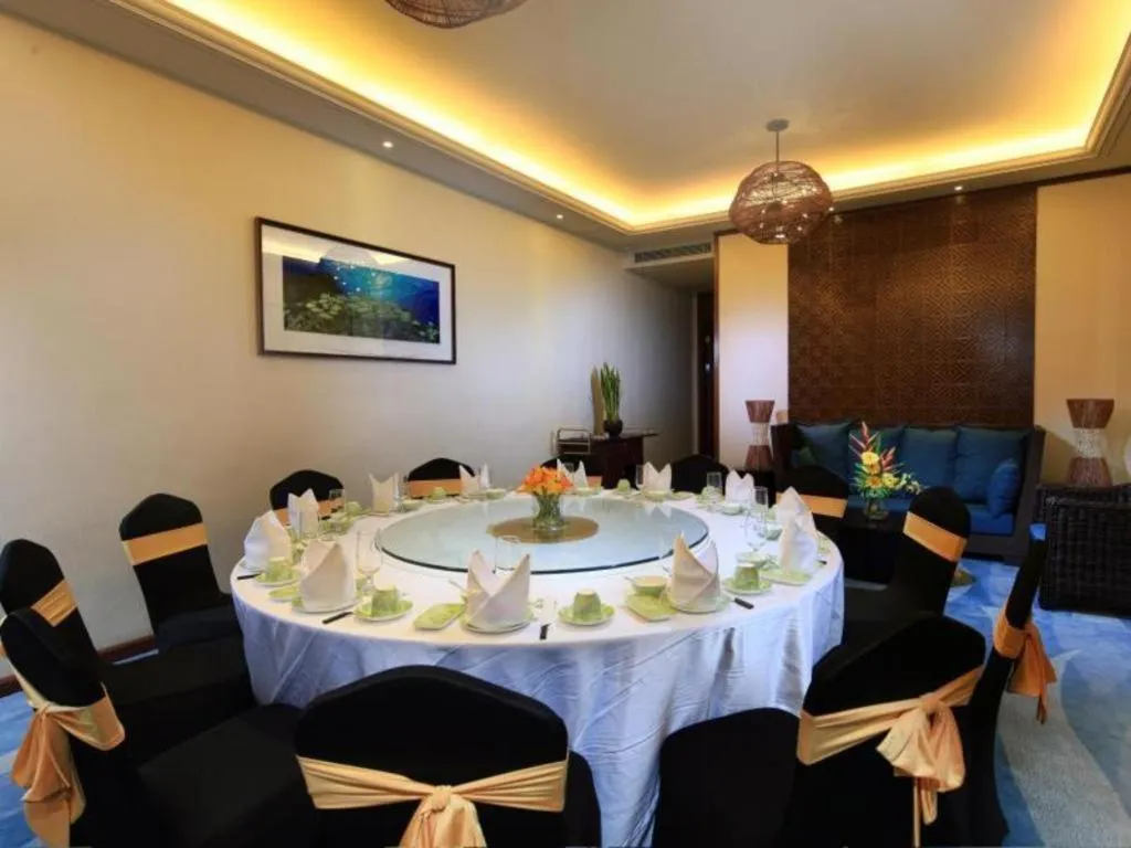 Island Skylight Resort